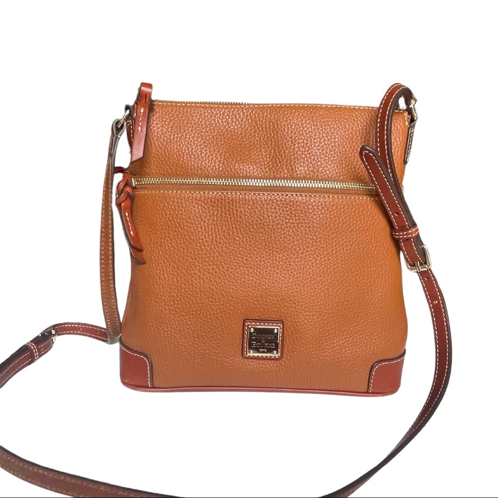 Excellent Condition - Dooney & Bourke Caramel Pebble Grain Leather Crossbody Bag